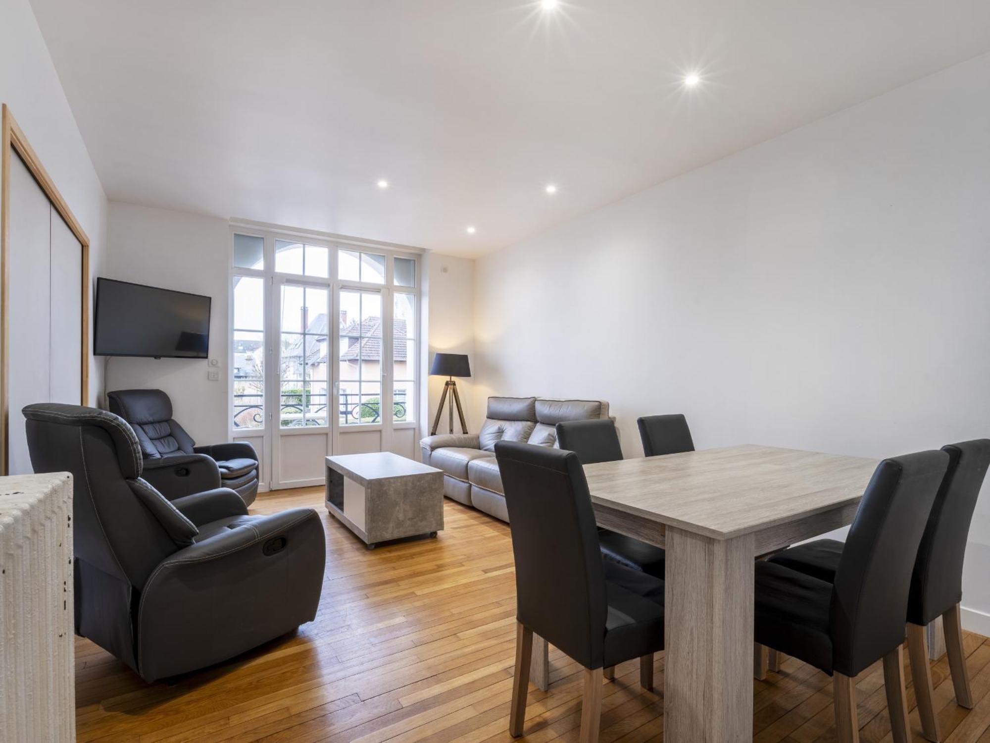 ויטל Residence Louis Quartier Des Lilas מראה חיצוני תמונה